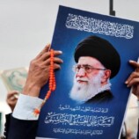 لماذا تريث الحوثيون رغم احتدام الحرب على إيران؟