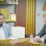 المحافظ شيخ يبحث مع المبعوث الأممي مستجدات الأوضاع في العاصمة عدن وجهود السلام