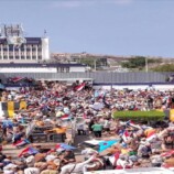 فتح مقر الجمعية العمومية في عدن وإعادة رفع صورة الرئيس الزبيدي