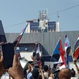 إعادة رفع صورة الرئيس الزُبيدي فوق مقر الجمعية العمومية للانتقالي