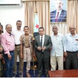 بتوجيهات الرئيس الزُبيدي… الحالمي يكرّم البطل الجريح علوي عبدالله بدرع الصمود