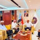 هرهرة يلتقي قيادات من حضرموت ويؤكد تعزيز العمل المؤسسي للمجلس الانتقالي عقب مليونية التفويض في عدن