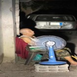 عدن في قلب الجحيم.. موجة حر قياسية وانقطاع للكهرباء يفتكان بكبار السن والمرضى
