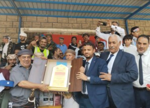 جائزة العُر للإبداع وخدمة المجتمع .. تمنح لمدارس “سماء عدن والنبراس” ولربان سفينتها الأستاذ فائز اليهري