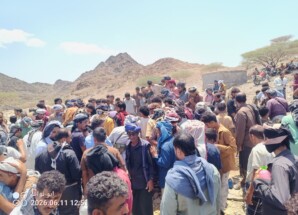 في موكب جنائزي مهيب.. تشييع جثمان الشهيد البطل عزام نصر الكلدي من مستشفى الجمهورية بعدن الى منطقة العسكرية