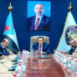 الرئيس الزُبيدي يؤكد المضي نحو تحقيق أهداف شعب الجنوب ويحذر القوى الشمالية