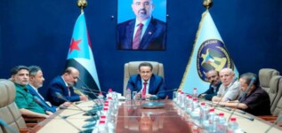 الرئيس الزُبيدي يؤكد المضي نحو تحقيق أهداف شعب الجنوب ويحذر القوى الشمالية