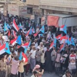 حشود غفيرة في حديبو تدشّن التصعيد الشعبي رفضًا للوصاية