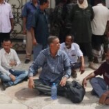 عاجل| إصابة رئيس نقابة عمال الجنوب خلال اقتحام مقر النقابة في المعلا