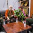 مدير أمن لحج يستقبل أحد أبرز رموز الشعر الشعبي ويؤكد مكانة الكلمة في بناء المجتمع