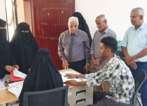 رئيس جامعة لحج يطلع على سير التسجيل والقبول بكلية العلوم الإدارية والمصرفية