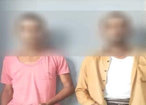 عدن.. الإطاحة بعصابة نشل في المعلا وضبط هواتف مسروقة بحوزة أفرادها