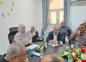 الجهاز المركزي للإحصاء يناقش مع اللجان المجتمعية حصر وتسجيل النازحين في عدن