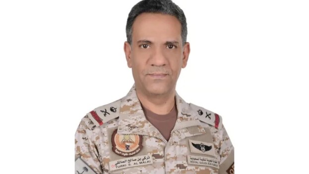 التحالف: اعتراض وتدمير صاروخين باليستيين و4 مسيّرات في خميس مشيط وجازان