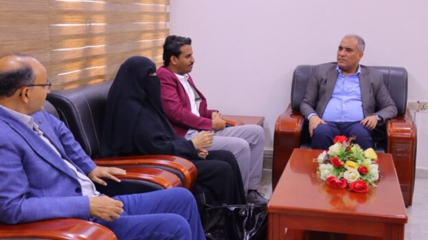 وزير التربية والتعليم يبحث مع مؤسسة الحق في الحياة تعزيز تعليم الأطفال المصابين بالشلل الدماغي